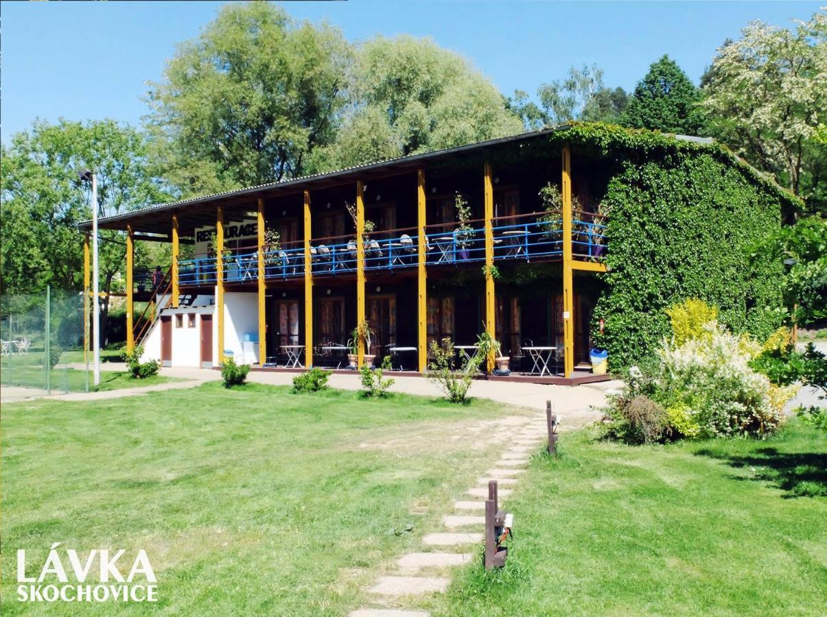 Hotel Lávka Park Skochovice Vrané nad Vltavou Exterior foto