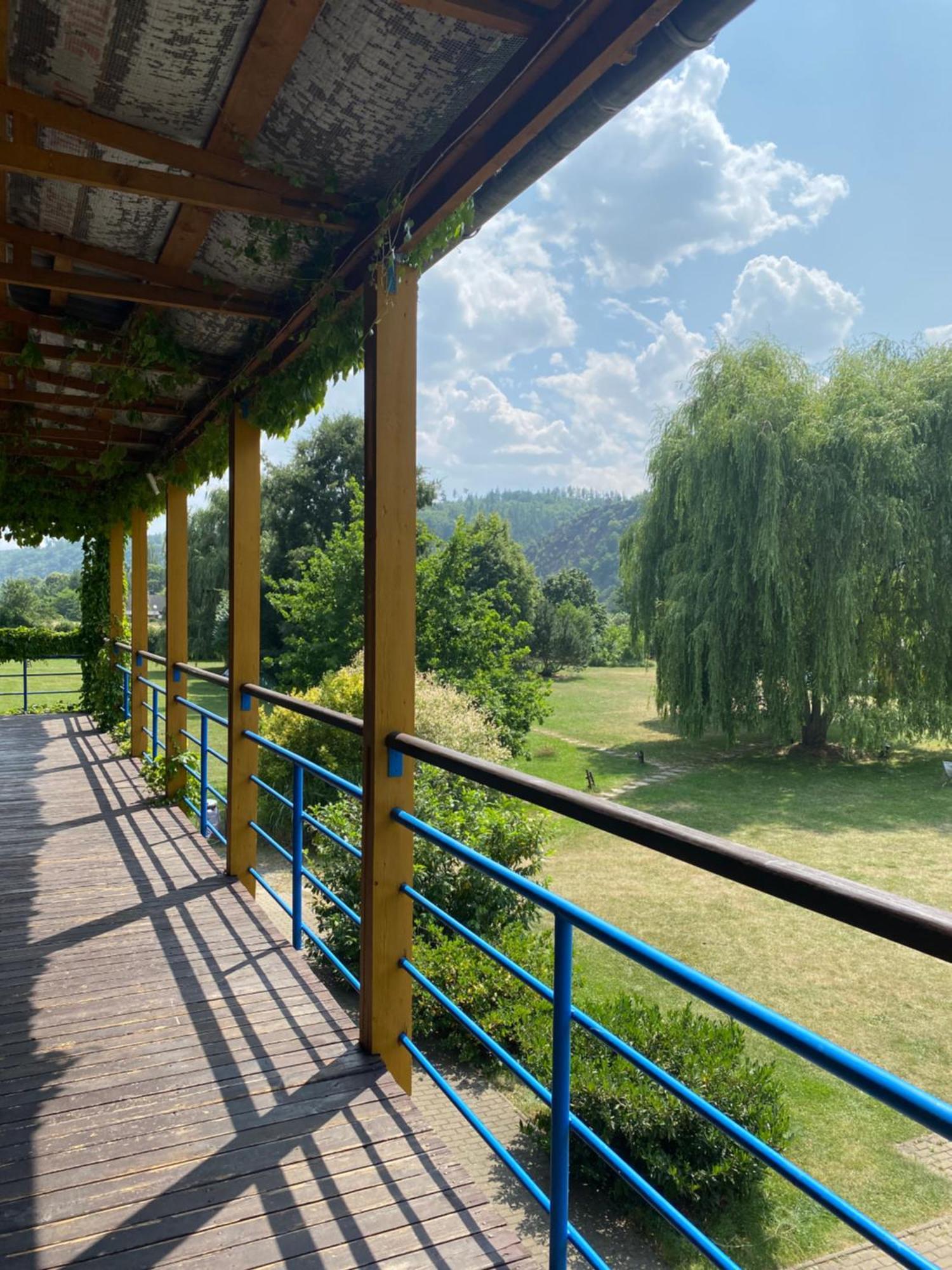 Hotel Lávka Park Skochovice Vrané nad Vltavou Exterior foto